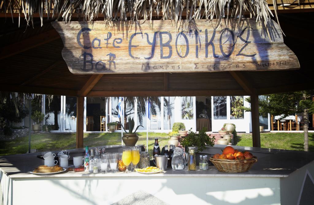 Evoikos Beach & Resort Livanátai Exteriör bild